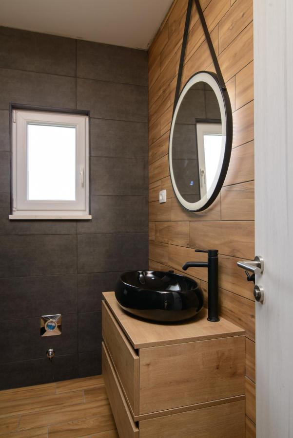 Apartments Pelja Trogir Exterior photo